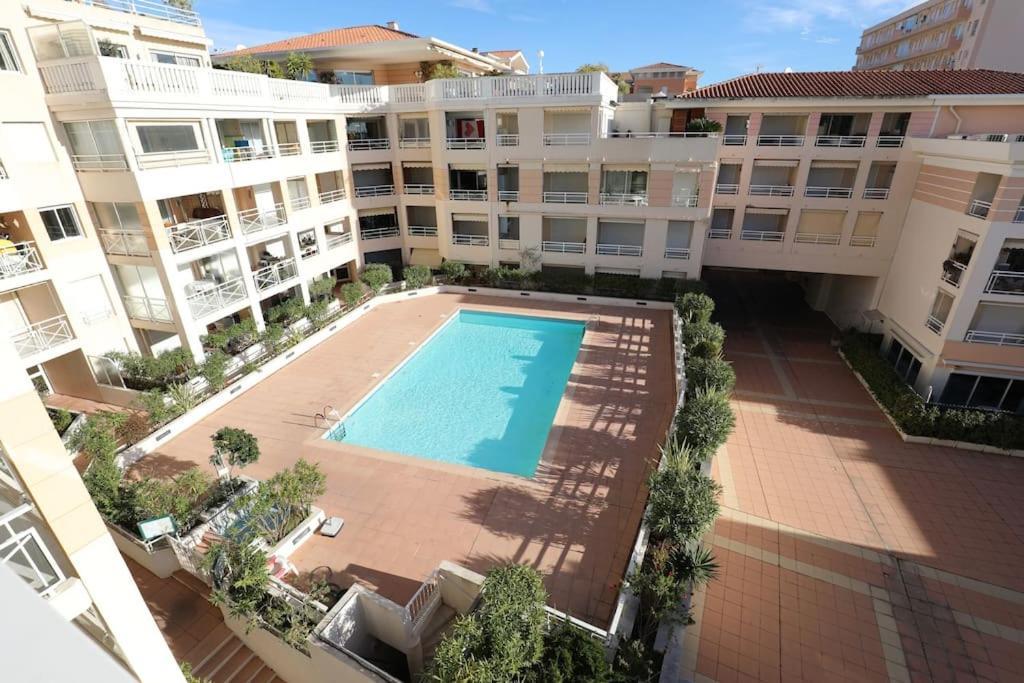 Standing Vue Mer Entre Cannes Et Antibes Golfe-Juan Εξωτερικό φωτογραφία