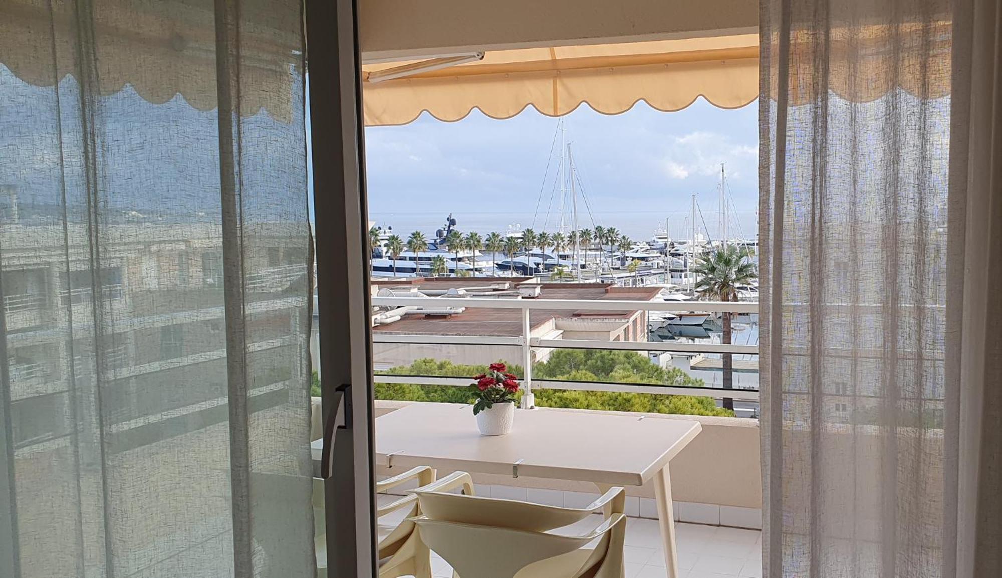 Standing Vue Mer Entre Cannes Et Antibes Golfe-Juan Εξωτερικό φωτογραφία